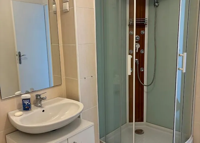 De St Venant Longuenee-en-Anjou